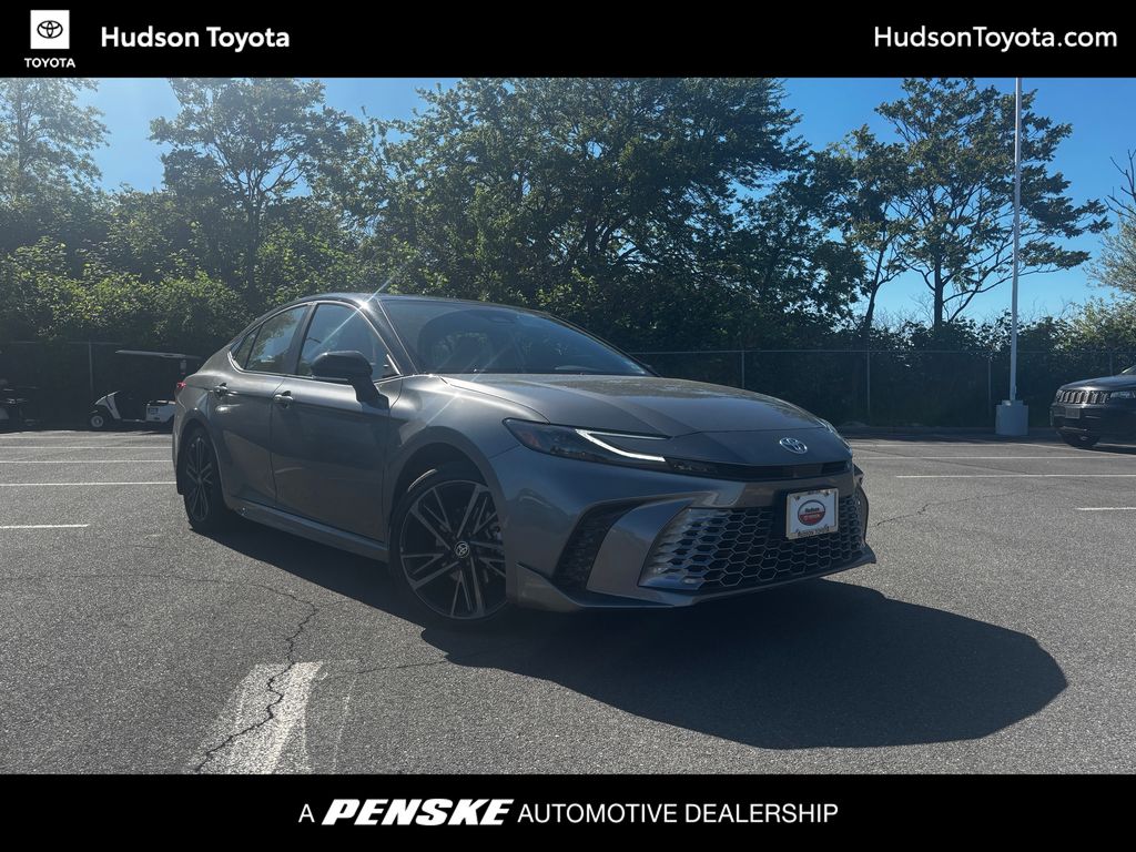 2025 Toyota Camry XSE AWD Hybrid's photo