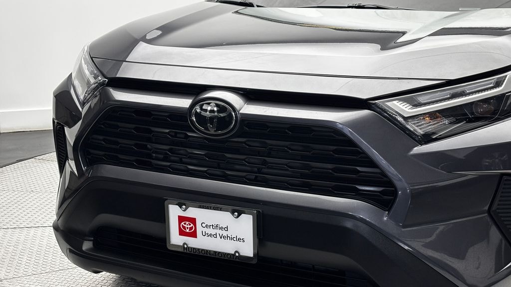 Used 2025 Toyota RAV4 Hybrid XLE SUV