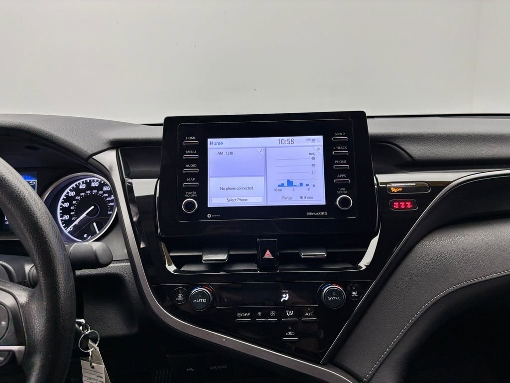 2024 Toyota Camry LE - Photo 16