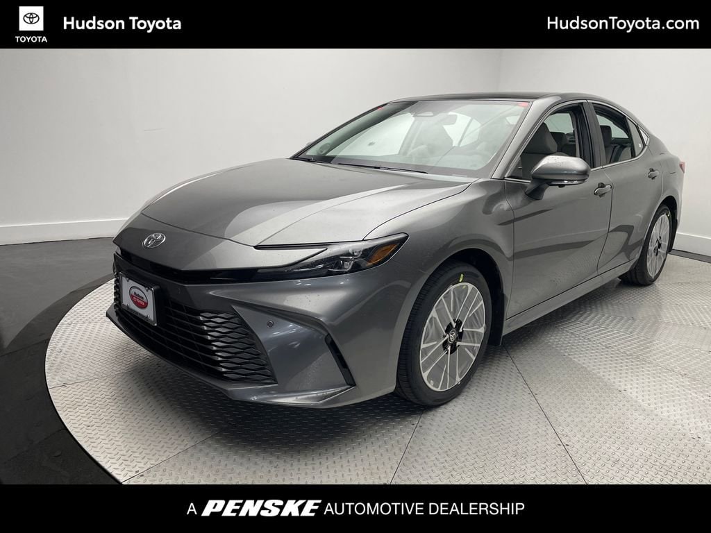 2026 Toyota Camry XLE's photo