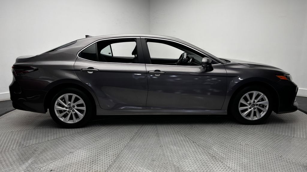 2024 Toyota Camry LE - Photo 35