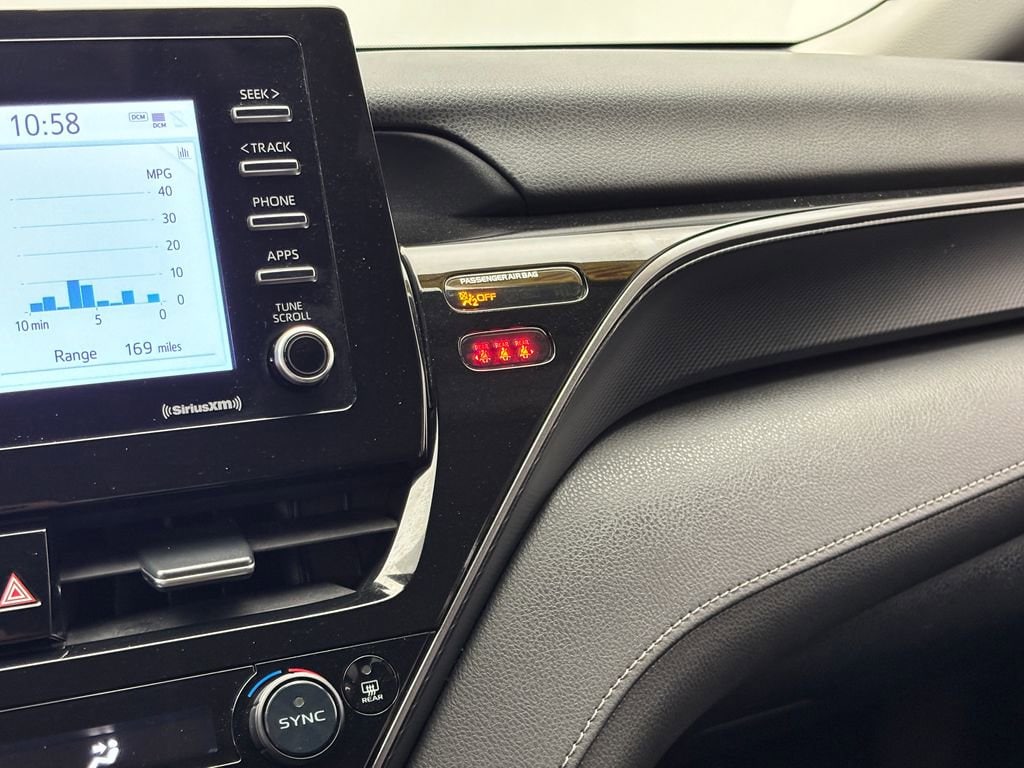 2024 Toyota Camry LE - Photo 17