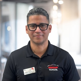 Staff member Eduardo Segura from ID_2c4848870383