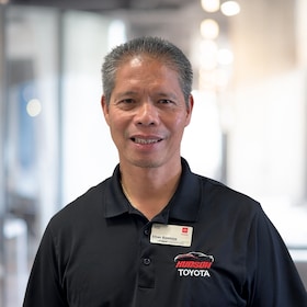 Staff member Efren Bambico from ID_2c4848870383