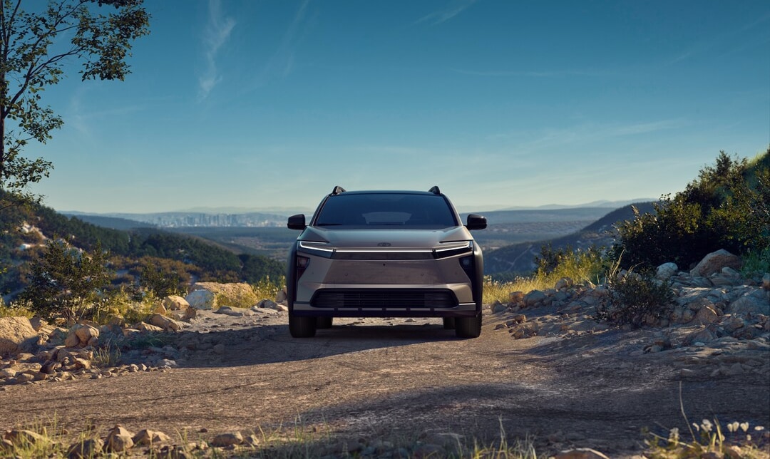  Family riding in vehicle