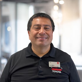 Staff member Juan Mejia from ID_2c4848870383