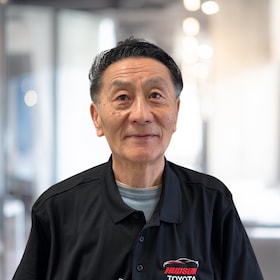Staff member John Kim from ID_40ba6ca14b93