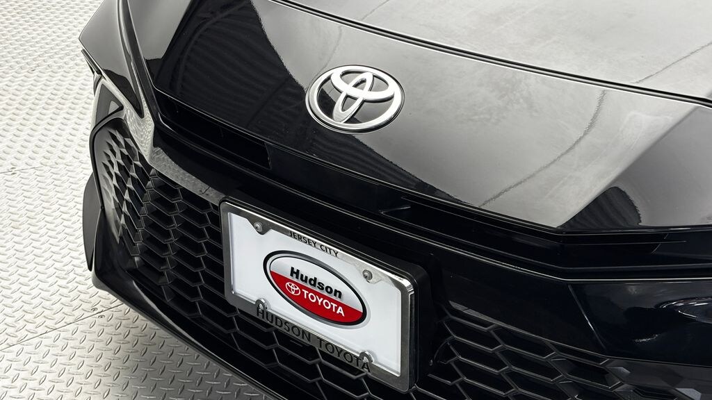 Used 2026 Toyota Camry SE Sedan