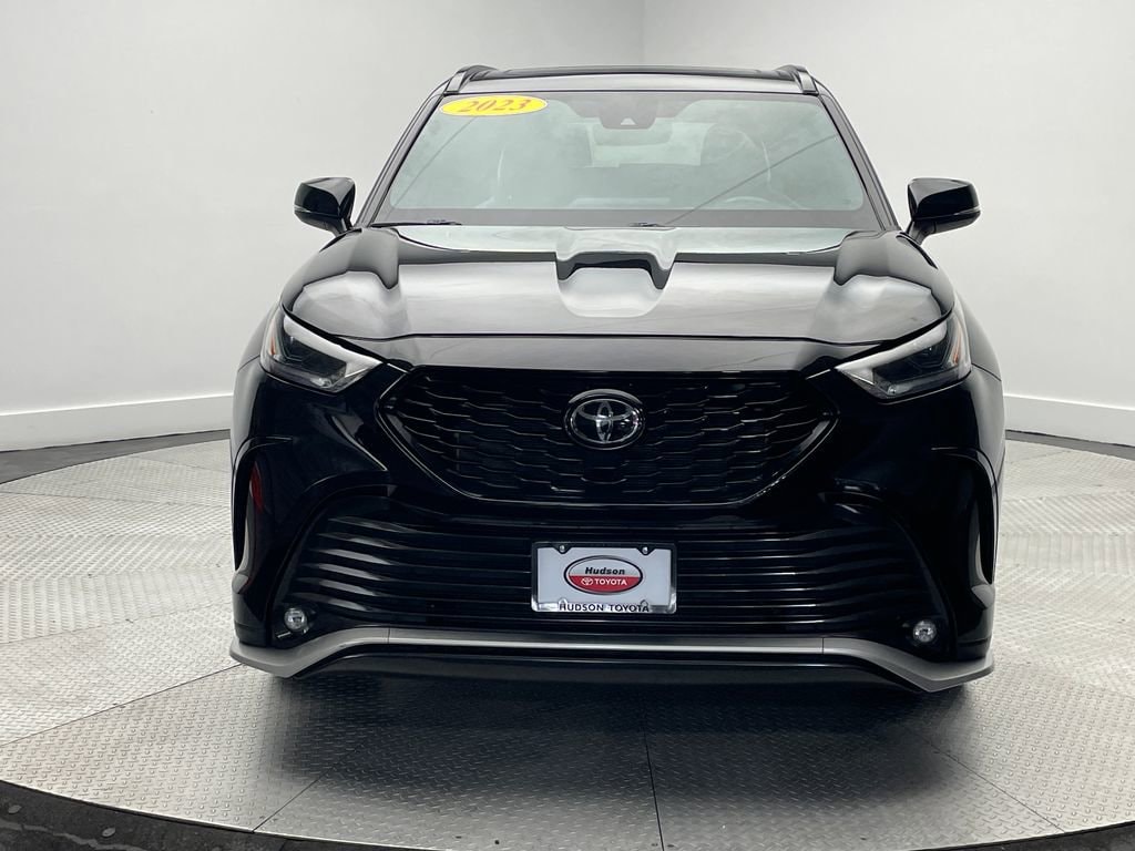 Used 2023 Toyota Highlander XSE SUV