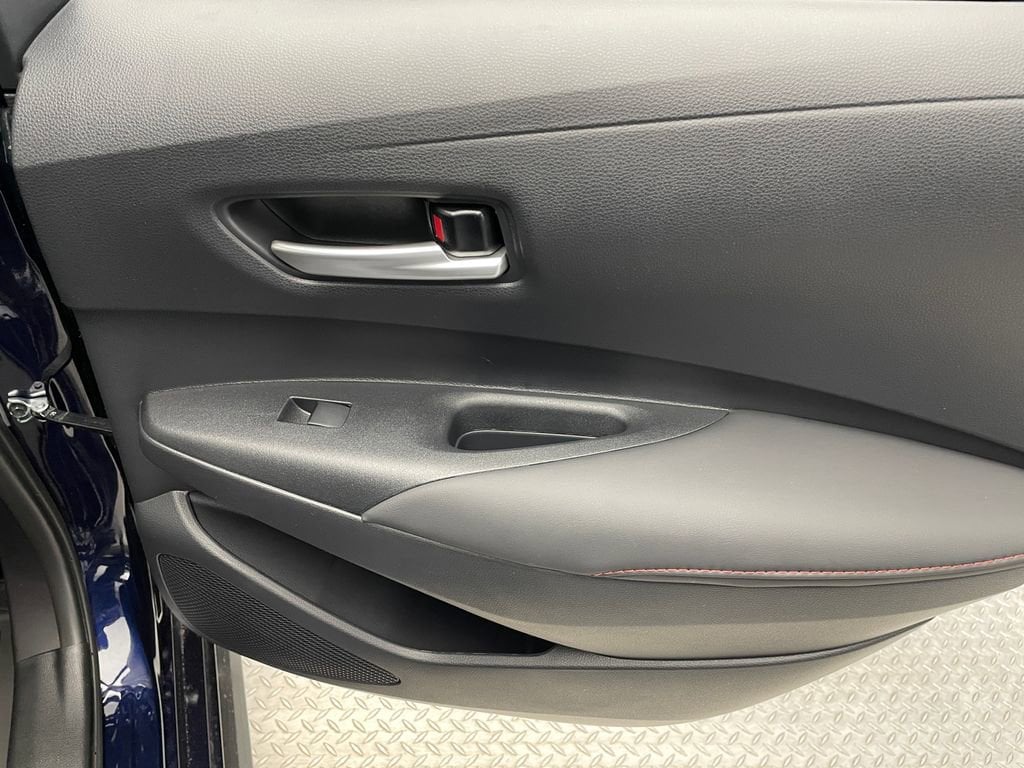 2026 Toyota Corolla XSE - Photo 36