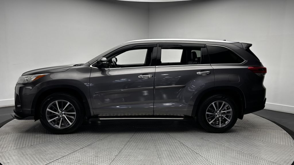 Used 2018 Toyota Highlander XLE V6 SUV