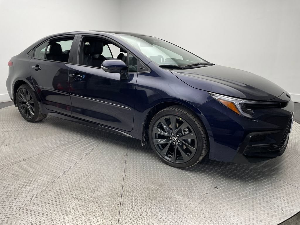 2026 Toyota Corolla XSE - Photo 3