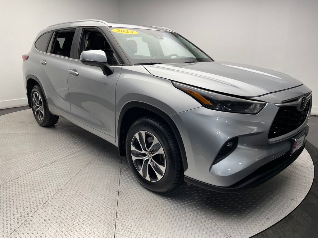 Used 3rd row suv for sale discount
