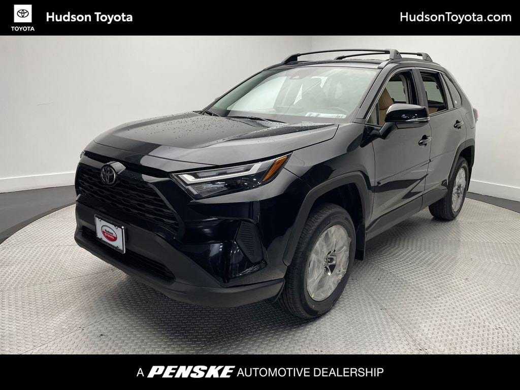 New 2025 Toyota RAV4 Hybrid LE LE AWD SUV