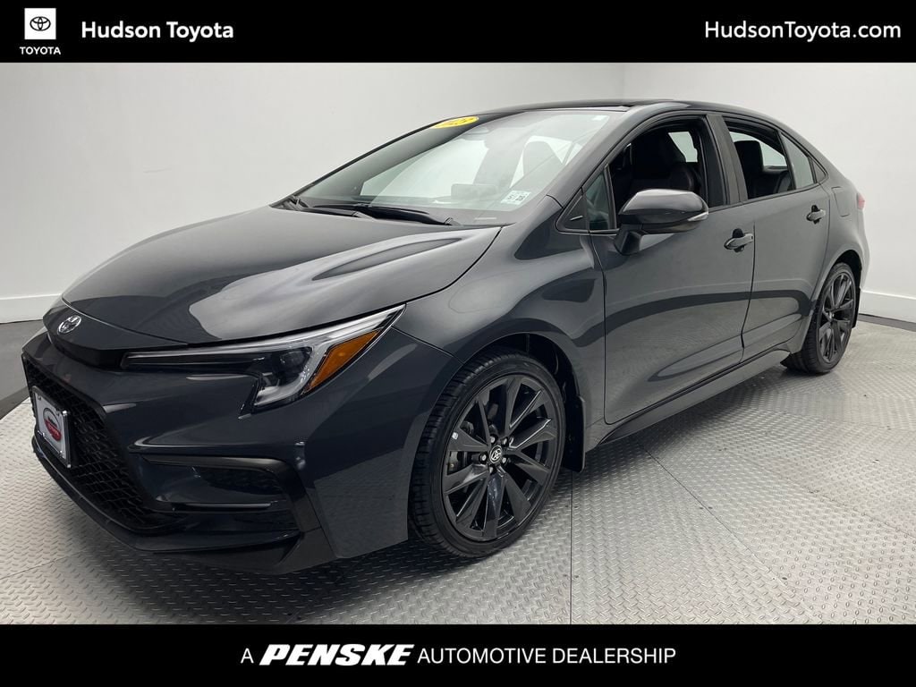 2023 Toyota Corolla XSE's photo