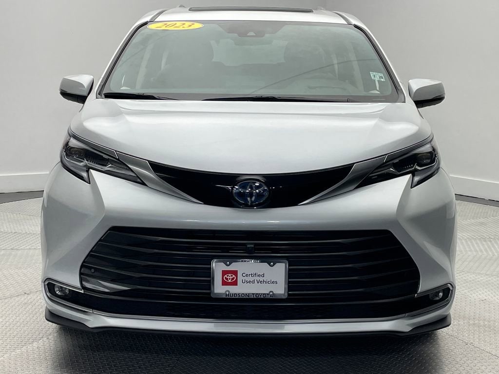 Certified 2023 Toyota Sienna Platinum 7 Passenger Van Passenger Van