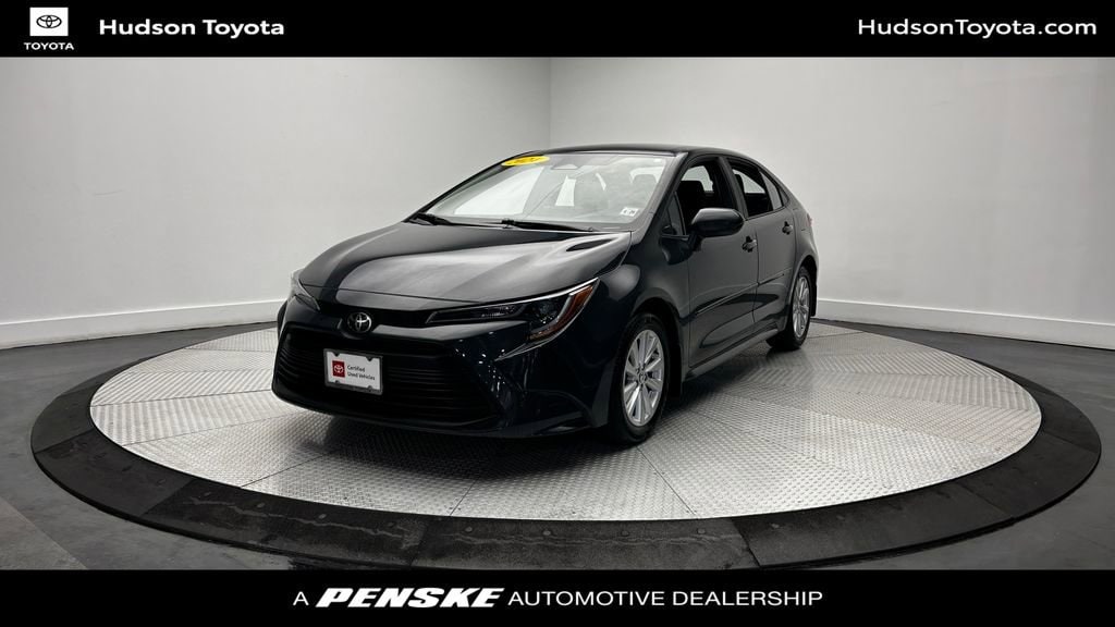 2024 Toyota Corolla LE CVT's photo