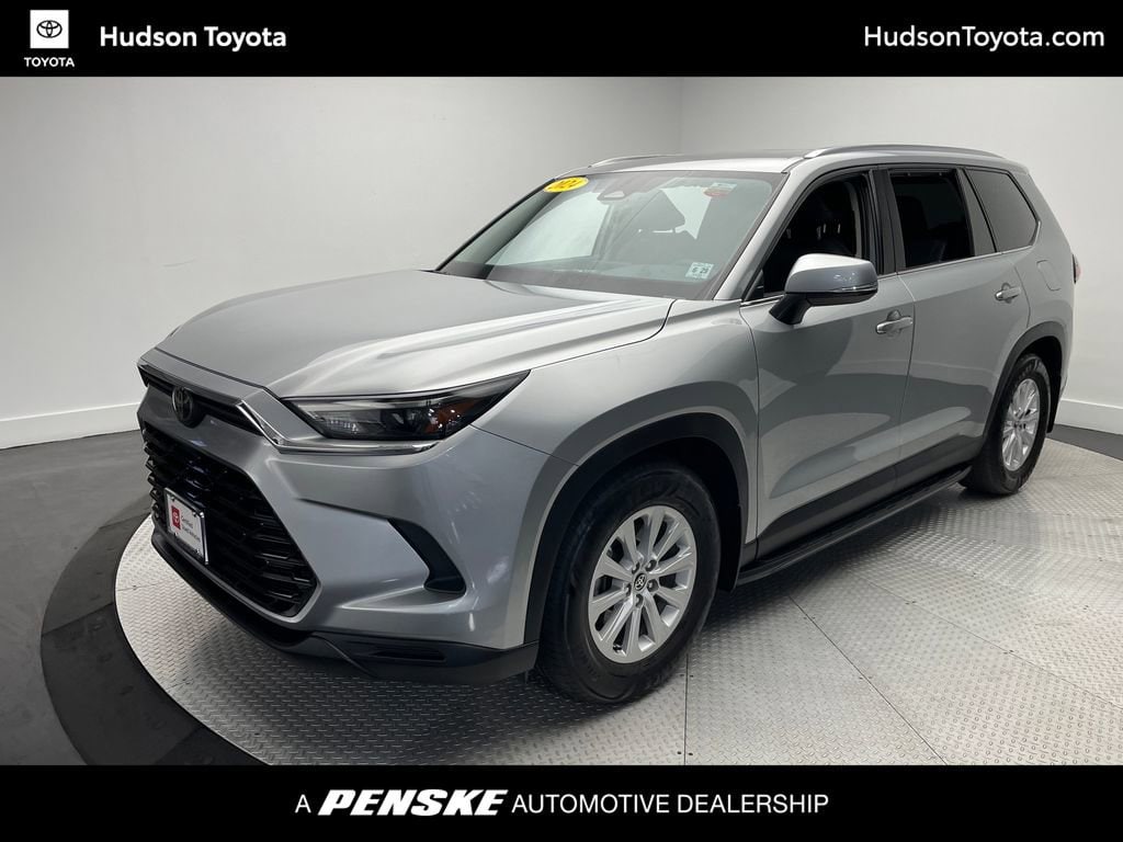 2024 Toyota Grand Highlander XLE's photo