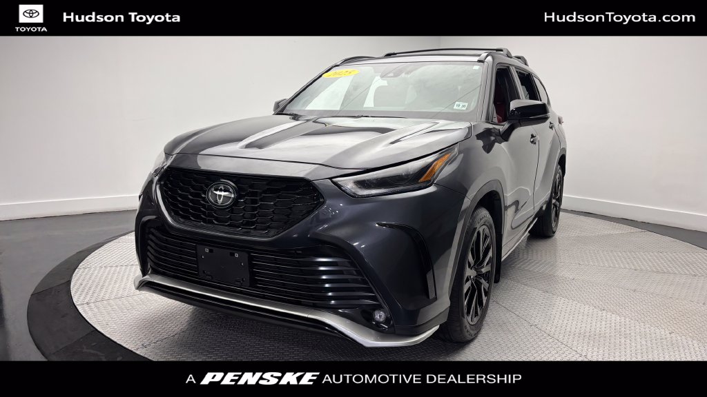2025 Toyota Highlander XSE