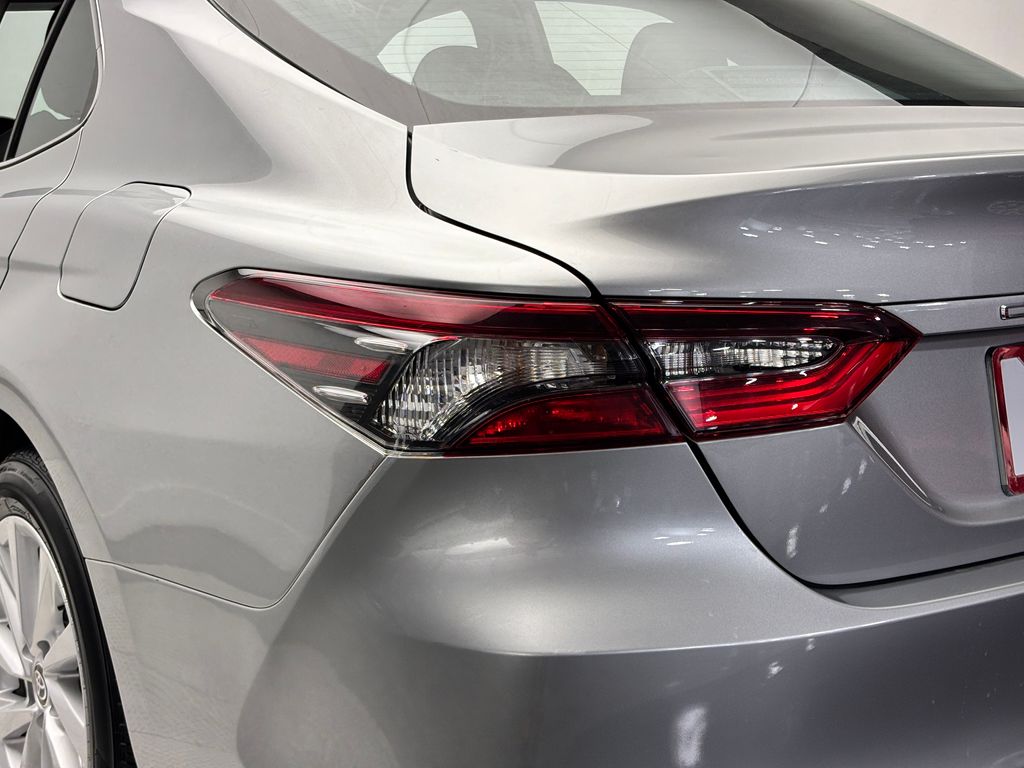 2024 Toyota Camry LE - Photo 28