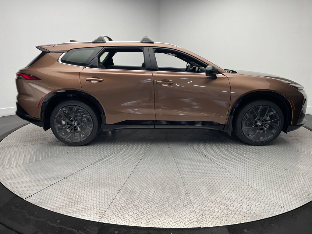 2025 Toyota Crown Signia for Sale in Jersey City, NJ | Hudson Toyota