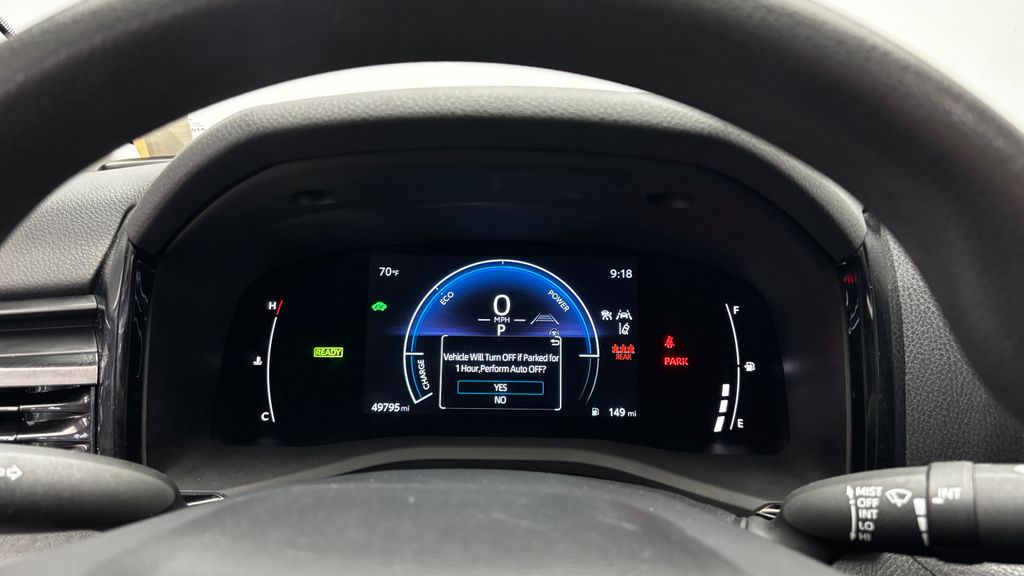 2025 Toyota Camry LE - Photo 22