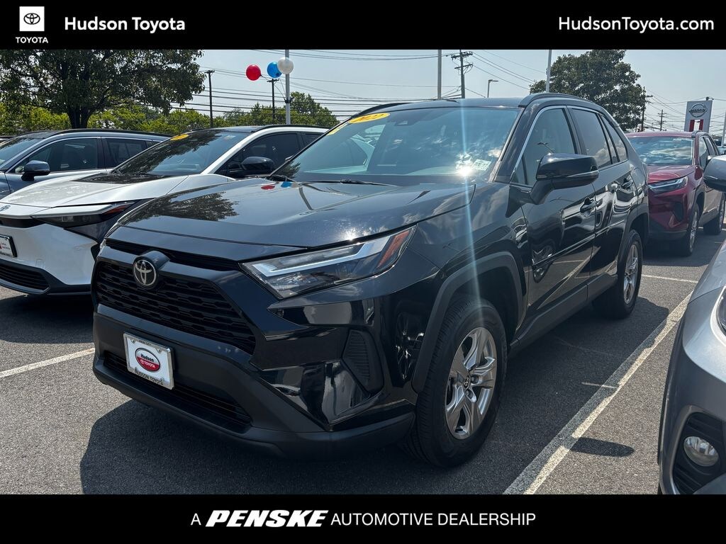 Used 2022 Toyota RAV4 XLE SUV