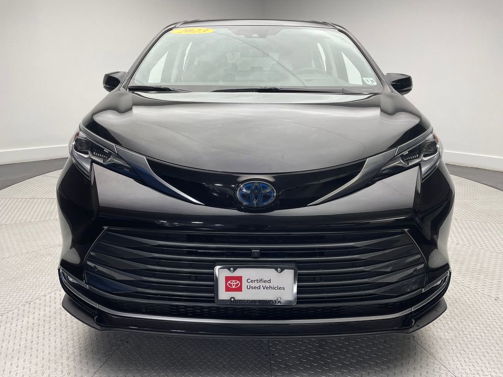 Certified 2023 Toyota Sienna Platinum 7 Passenger Van Passenger Van