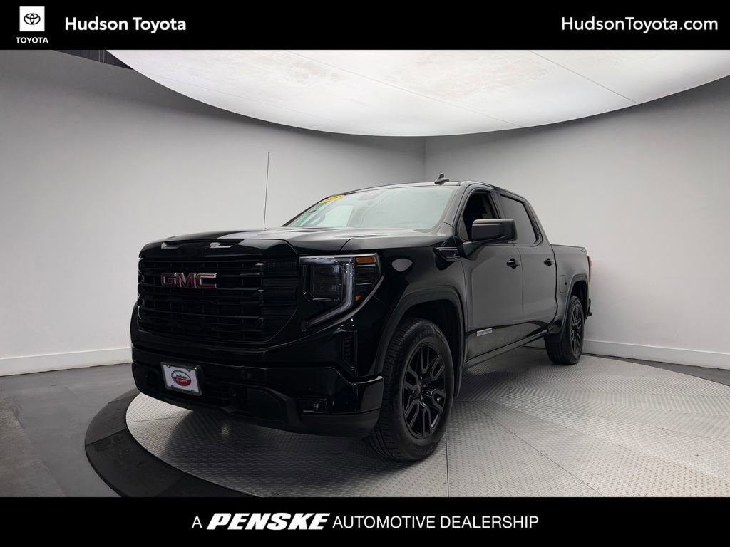 2023 GMC Sierra 4WD Crew Cab Short Box Elevation's photo