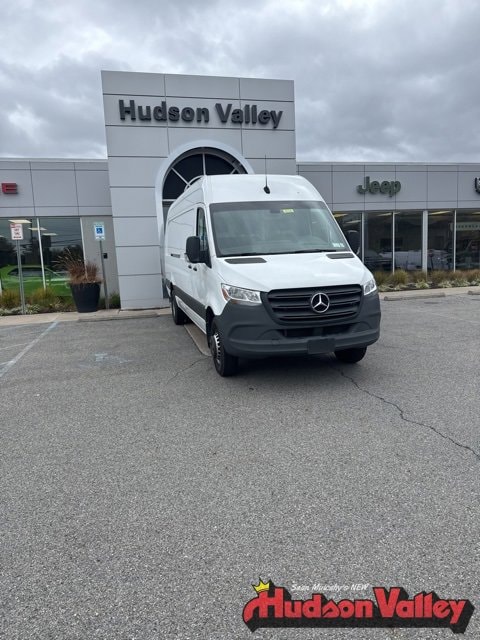 2023 Mercedes-Benz Sprinter Cargo Van Base's photo