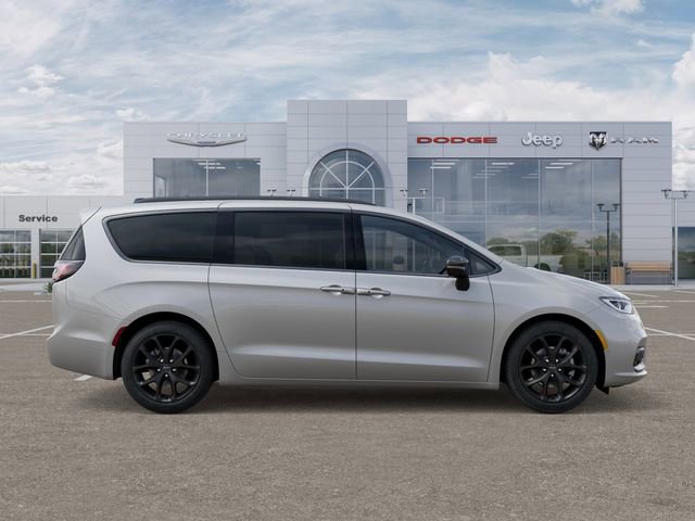 2026 Chrysler Pacifica Select - Photo 21