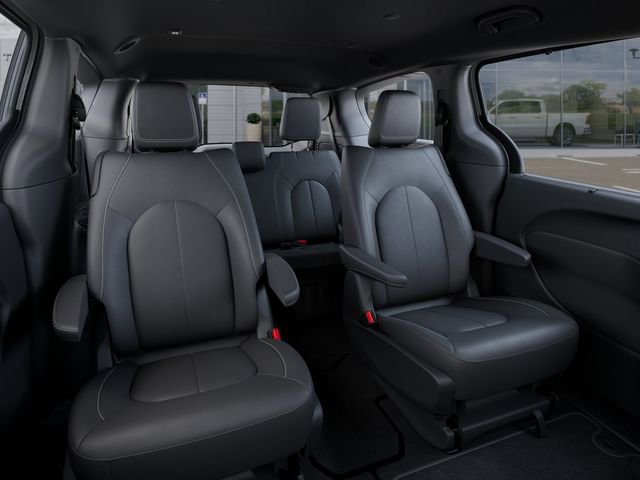 2026 Chrysler Pacifica Select - Photo 15