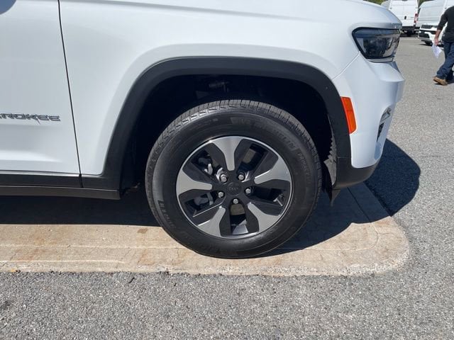 2024 Jeep Grand Cherokee 4xe - Photo 9