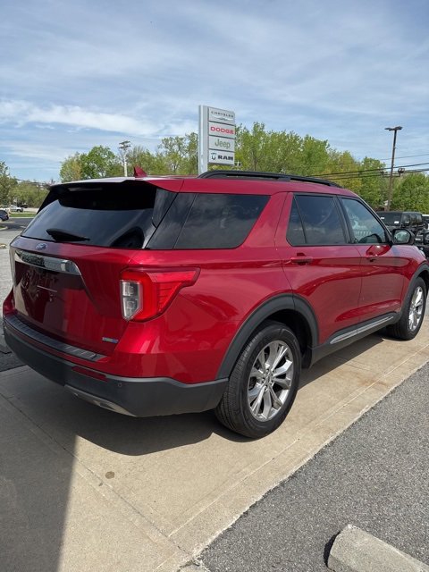 2020 Ford Explorer XLT photo 4