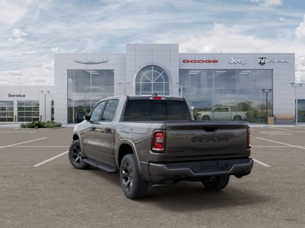 New 2026 Ram 1500 BIG HORN CREW CAB 4X4 5'7 BOX Pickup