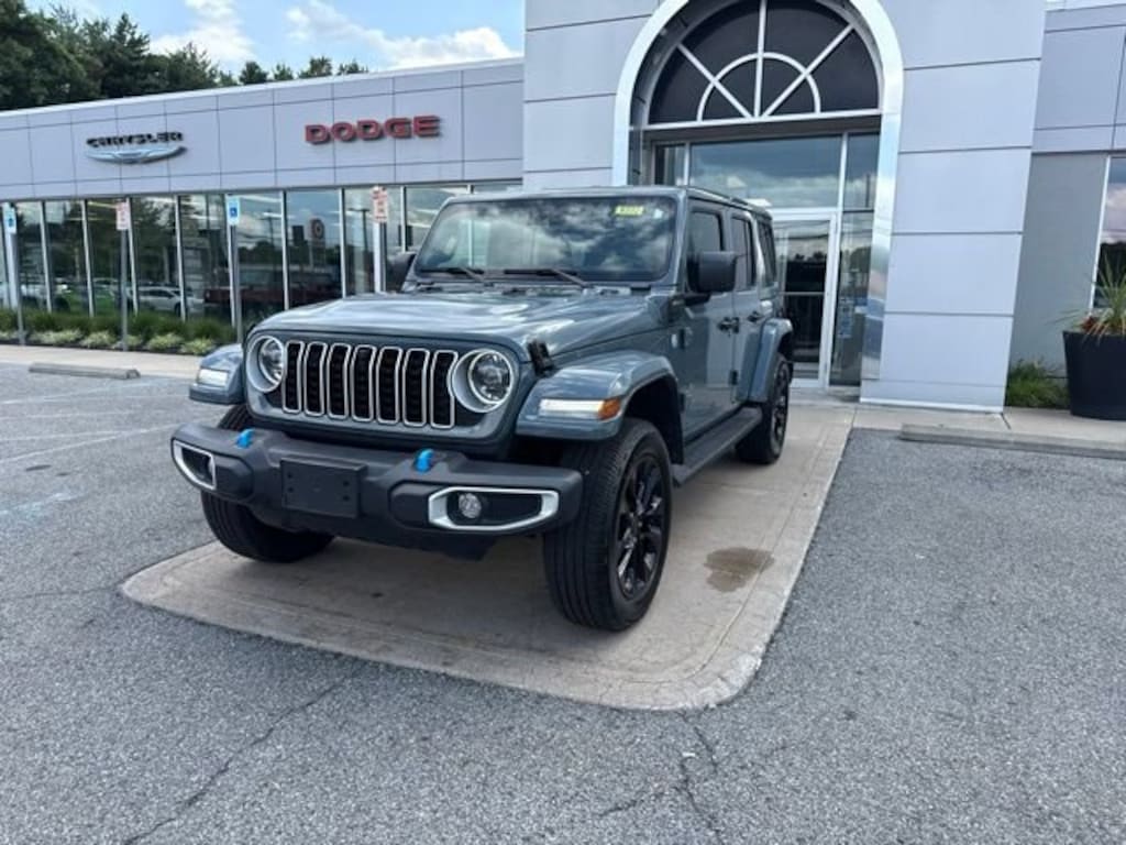 Used 2024 Jeep Wrangler 4xe Sahara SUV