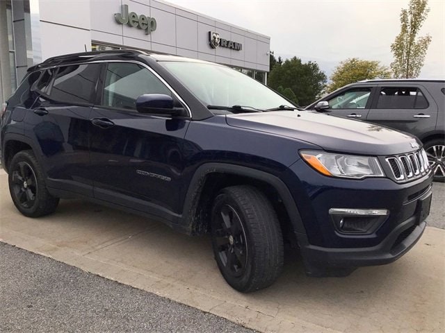 Used 2019 Jeep Compass Latitude with VIN 3C4NJDBB1KT656447 for sale in Newburgh, NY