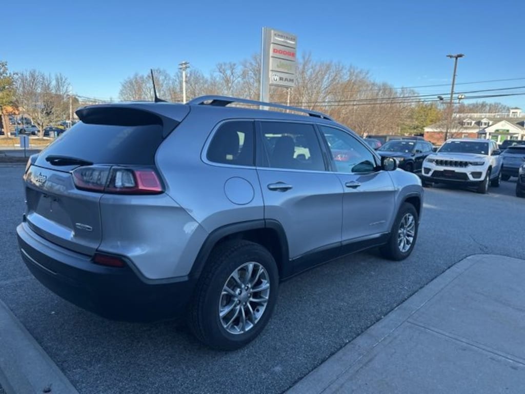Used 2019 Jeep Cherokee Latitude Plus 4x4 SUV