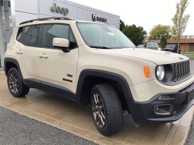 Used 2016 Jeep Renegade Latitude with VIN ZACCJBBT3GPD45444 for sale in Newburgh, NY