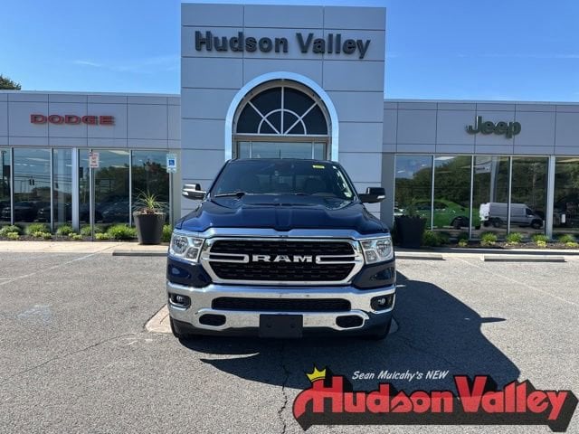2022 RAM 1500 Big Horn/Lone Star 4x4 Crew Cab 5'7's photo