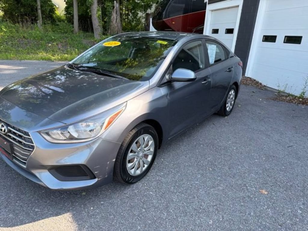 Used 2019 Hyundai Accent SE Sedan