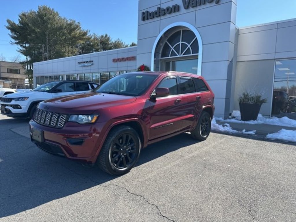 Used 2021 Jeep Grand Cherokee Laredo SUV