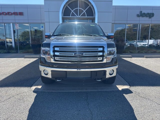 2013 Ford F-150 Lariat photo 2