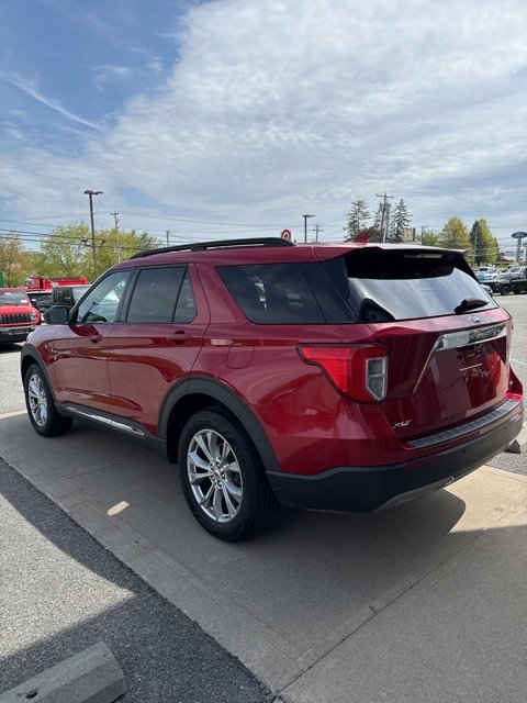 2020 Ford Explorer XLT photo 3