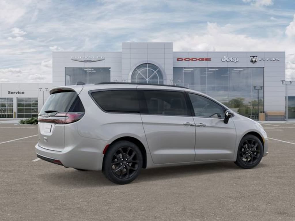 New 2026 Chrysler Pacifica Select Passenger Van