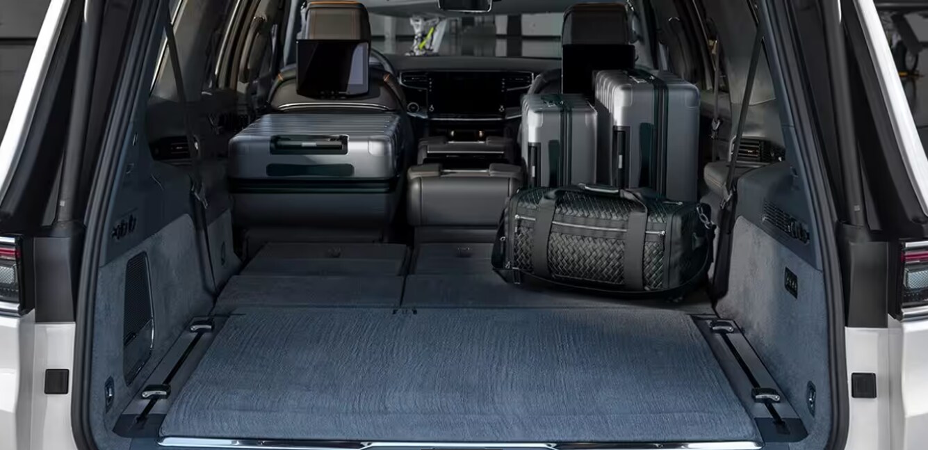 2023 Grand Wagoneer Cargo Space Features