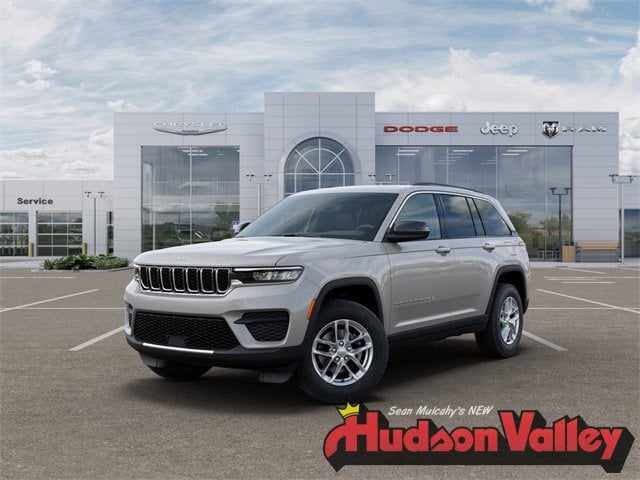 2025 Jeep Grand Cherokee Laredo's photo