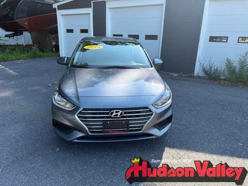 Used 2019 Hyundai Accent SE Sedan