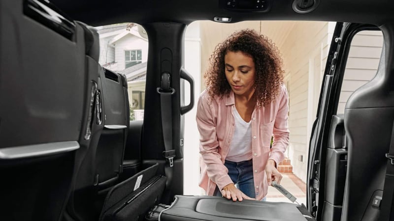 2024 Chrysler Pacifica Stow n Go seating feature