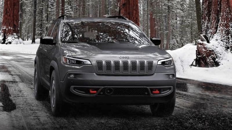 2023 Jeep Cherokee in Snow